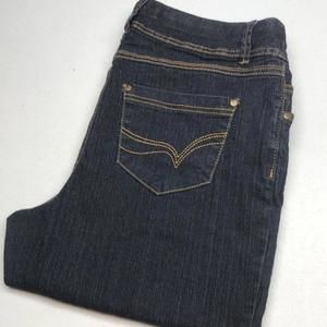 LIKE NEW DC STRETCH SAVVY DENIM CAPRIS 14/32x18 ⭐️